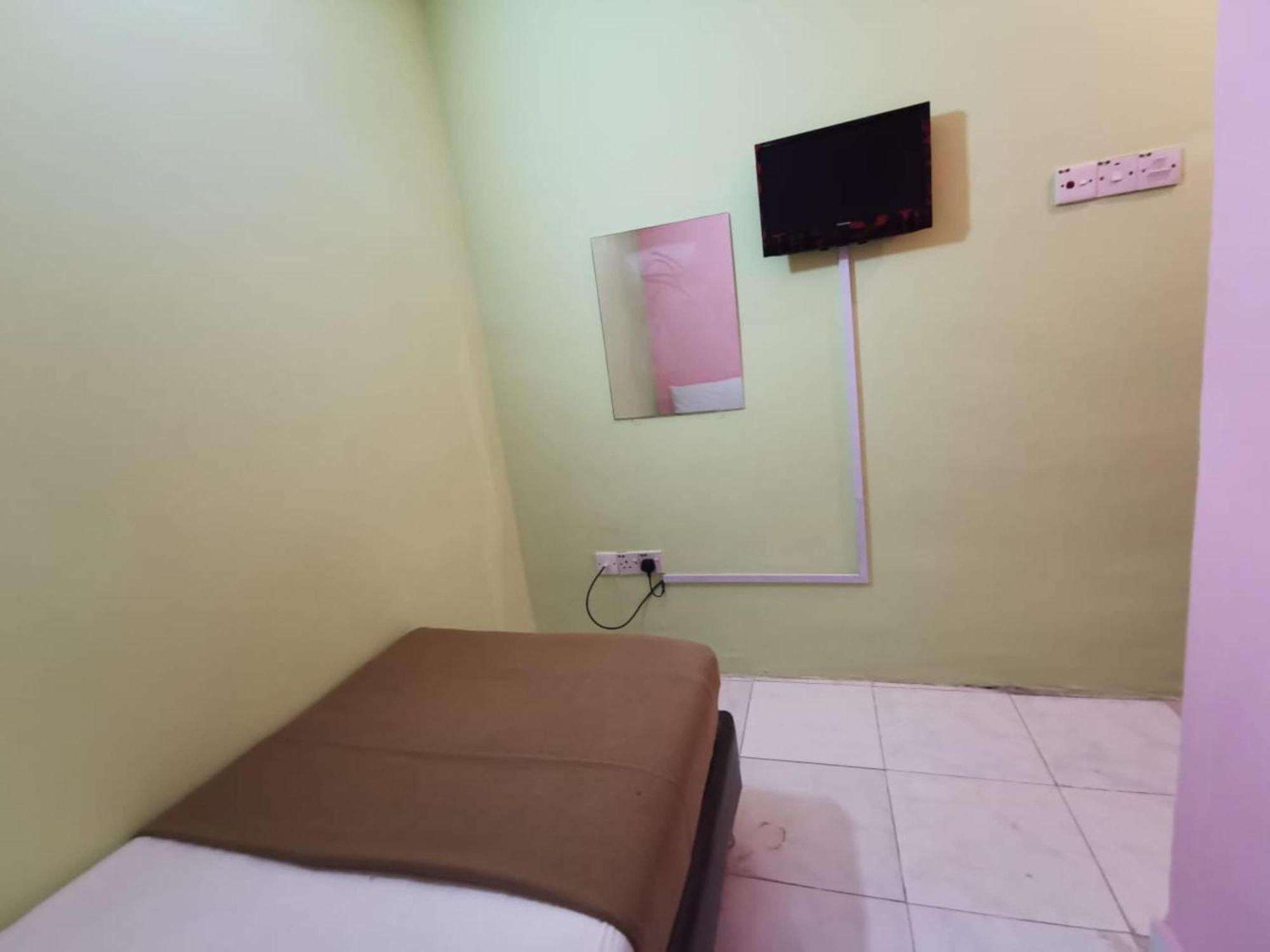 Super Oyo 90086 My Seven Days Inn Johor Bahru Bagian luar foto