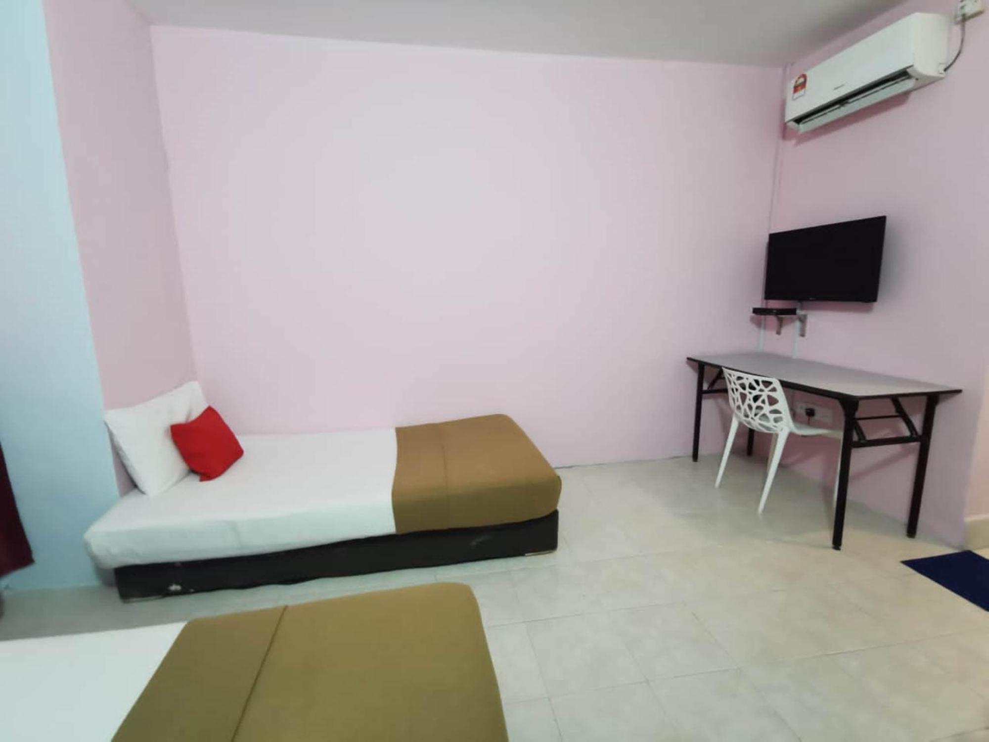 Super Oyo 90086 My Seven Days Inn Johor Bahru Bagian luar foto