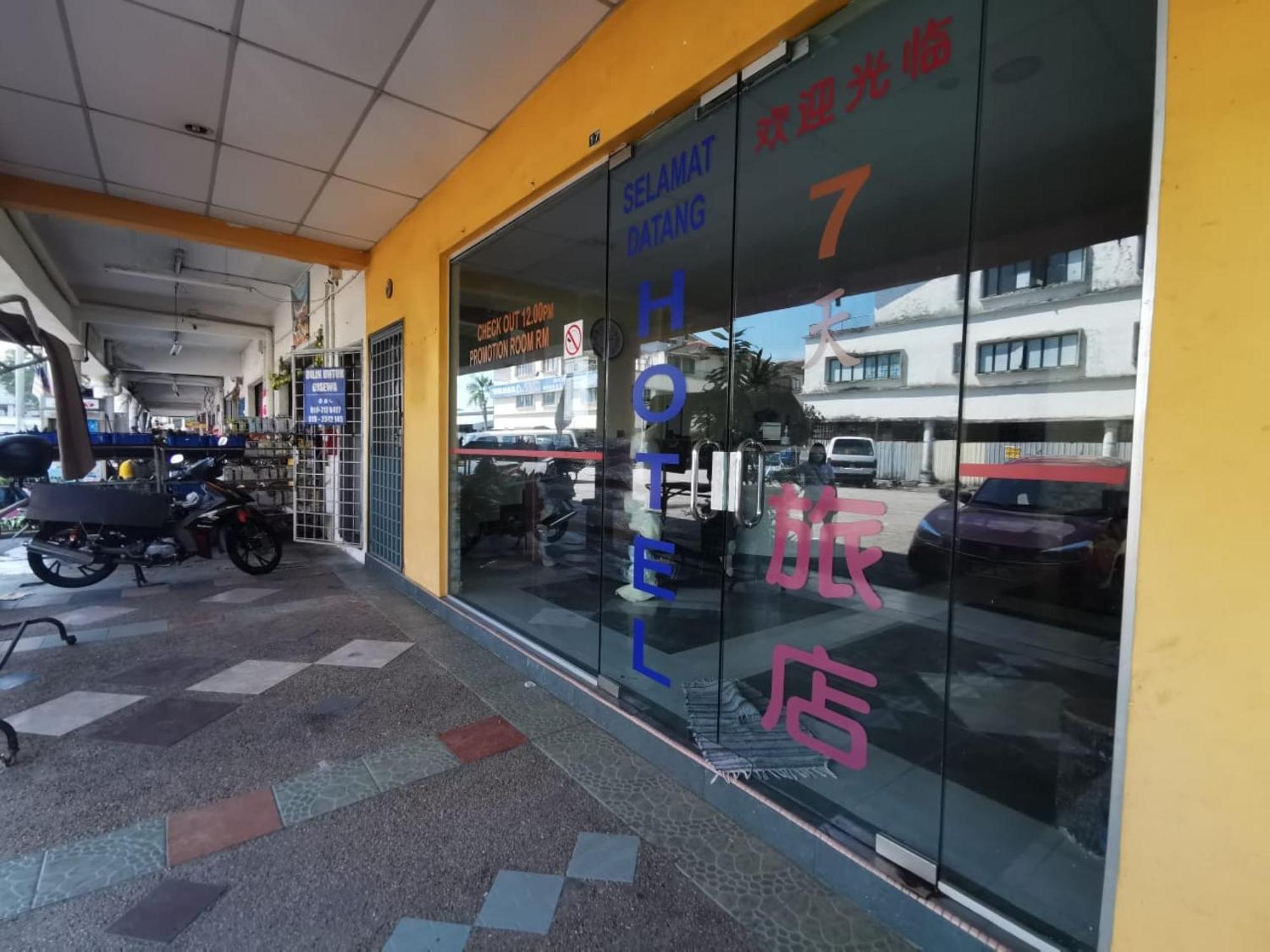 Super Oyo 90086 My Seven Days Inn Johor Bahru Bagian luar foto